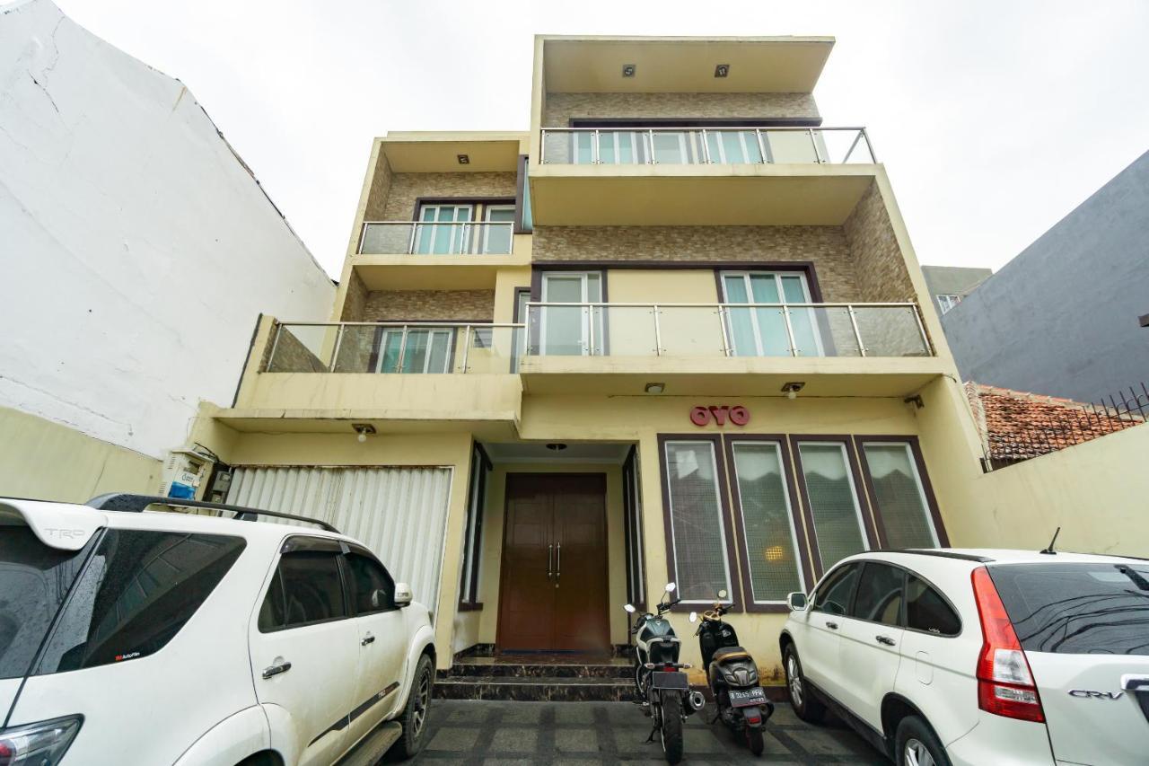 Oyo 2357 Syariah Grand Raudhah Hotel Jacarta Exterior foto