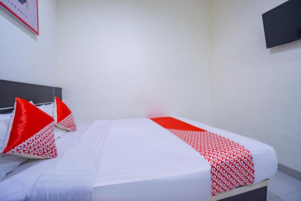 Oyo 2357 Syariah Grand Raudhah Hotel Jacarta Exterior foto