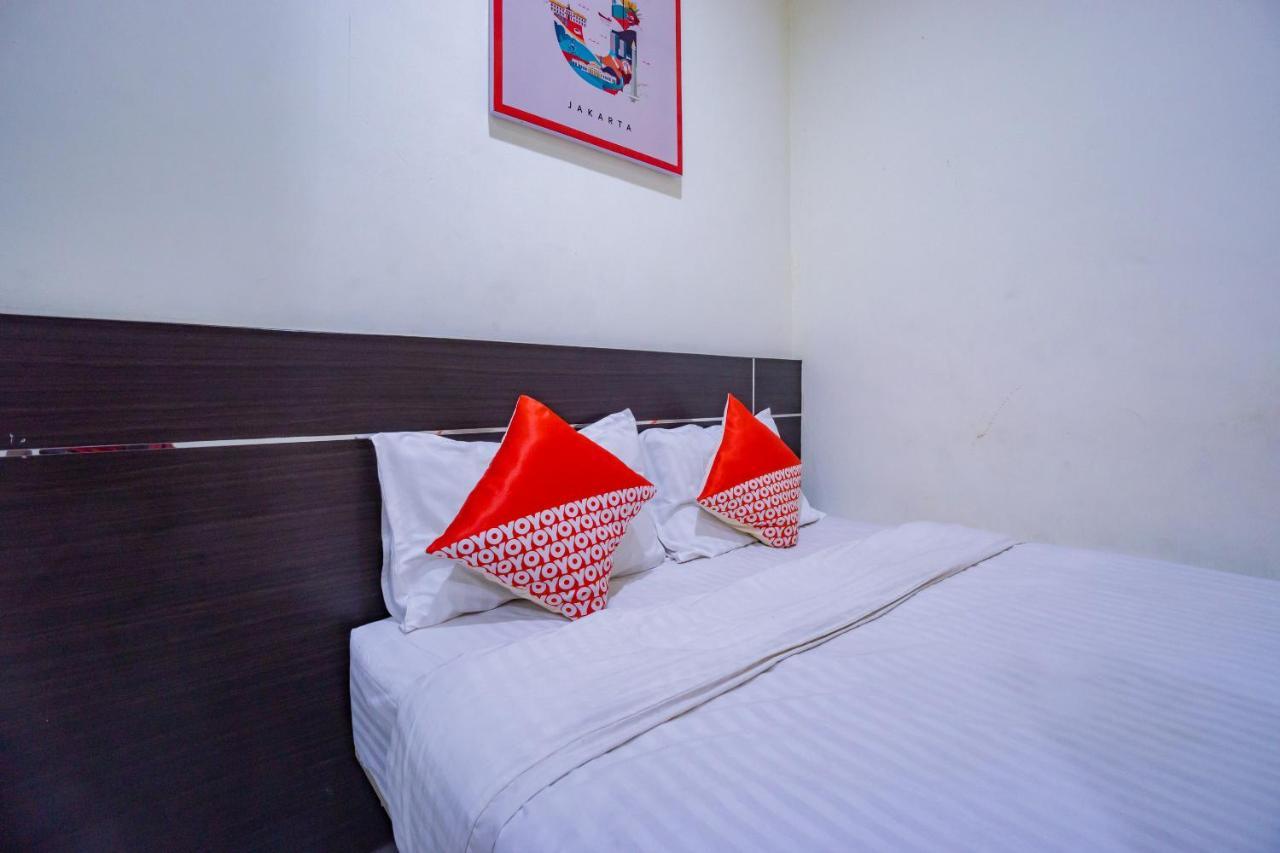 Oyo 2357 Syariah Grand Raudhah Hotel Jacarta Exterior foto