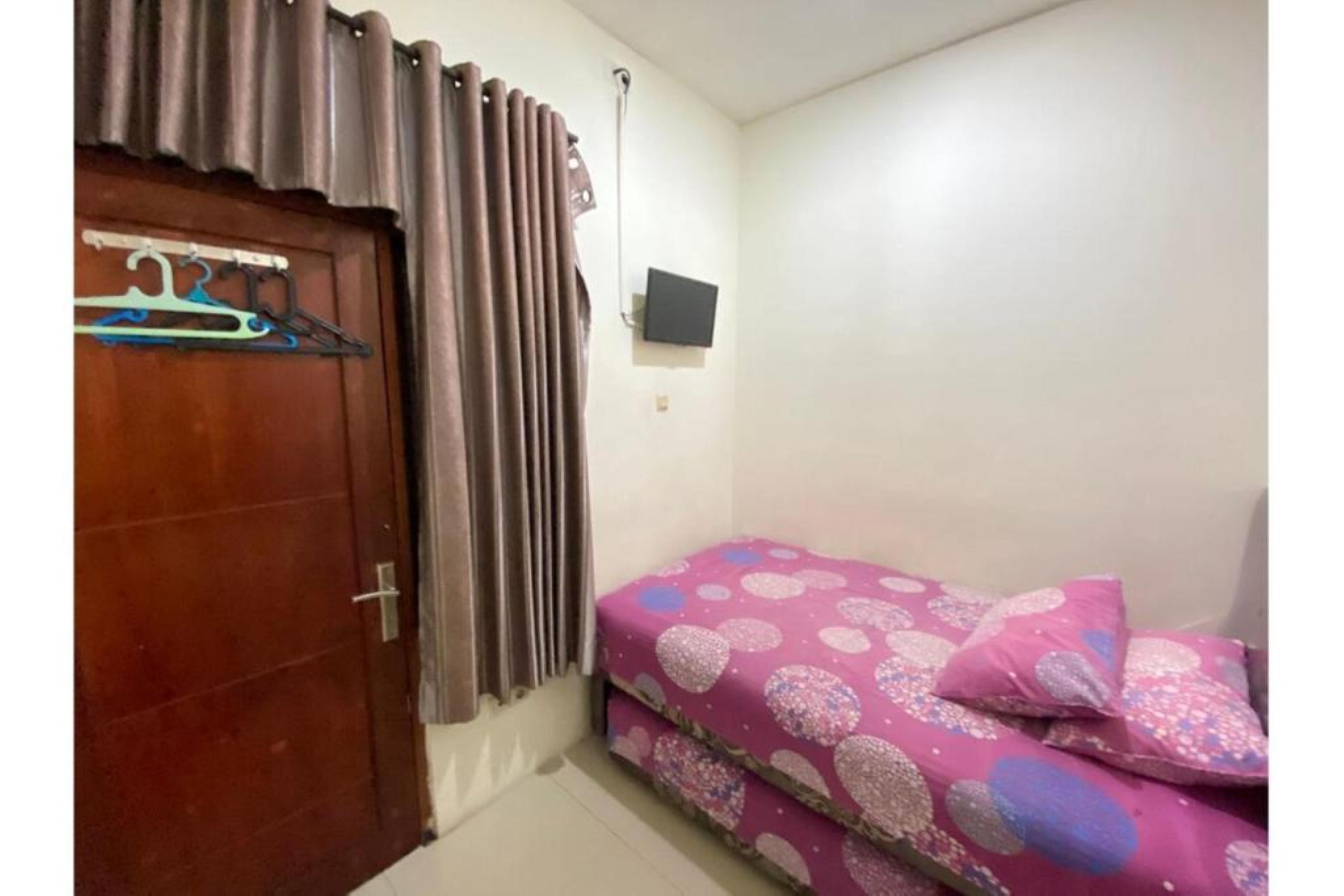 Oyo 2357 Syariah Grand Raudhah Hotel Jacarta Exterior foto