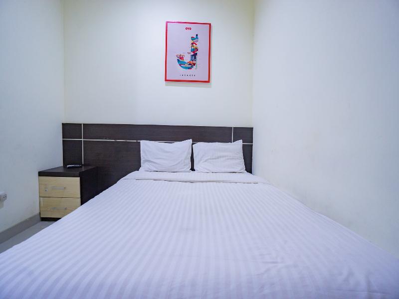 Oyo 2357 Syariah Grand Raudhah Hotel Jacarta Exterior foto